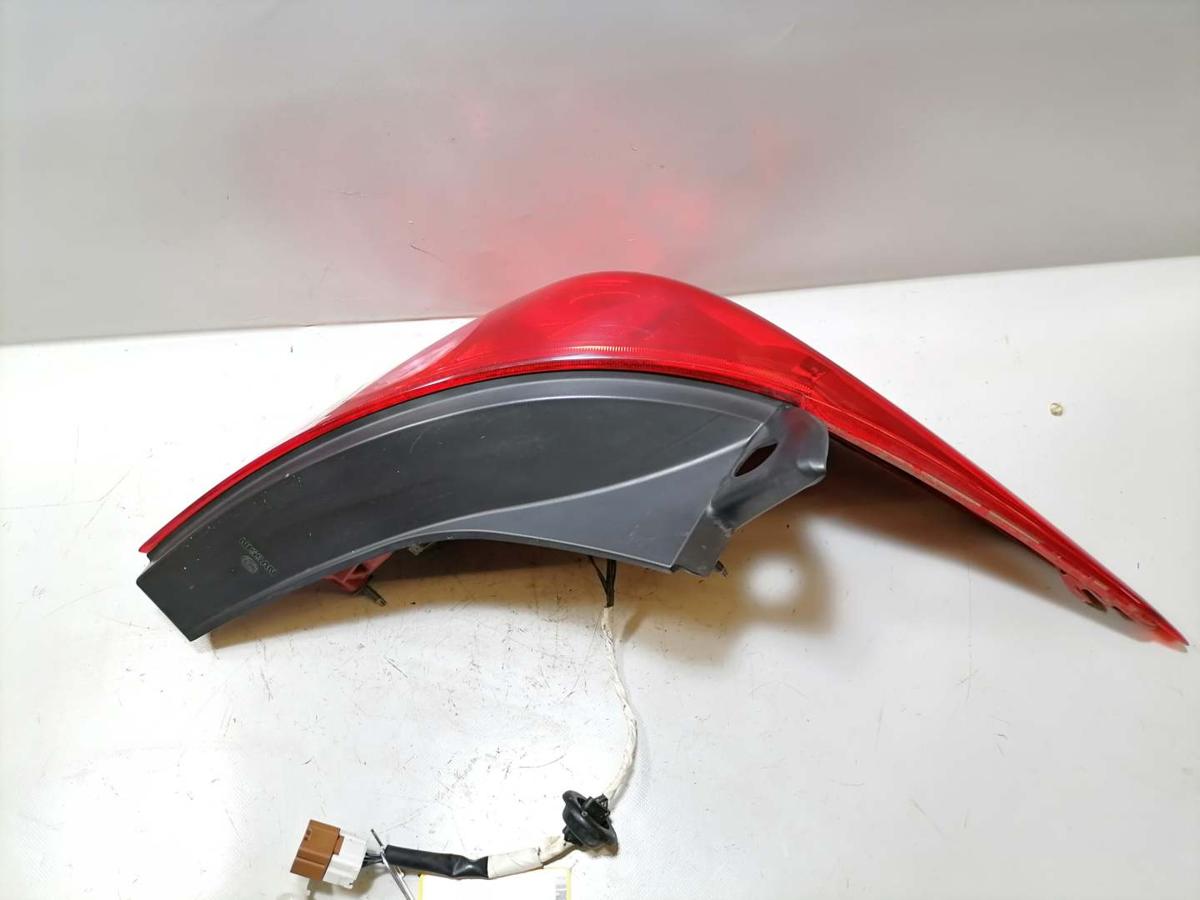 Nissan Tiida original Rücklicht Rückleuchte Schlussleuchte links Bj.2007